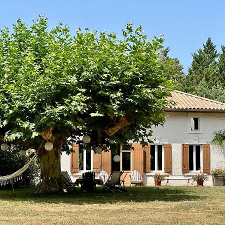 Отель La Ferme Du Miouat Сен-Жюльен-ан-Борн Экстерьер фото
